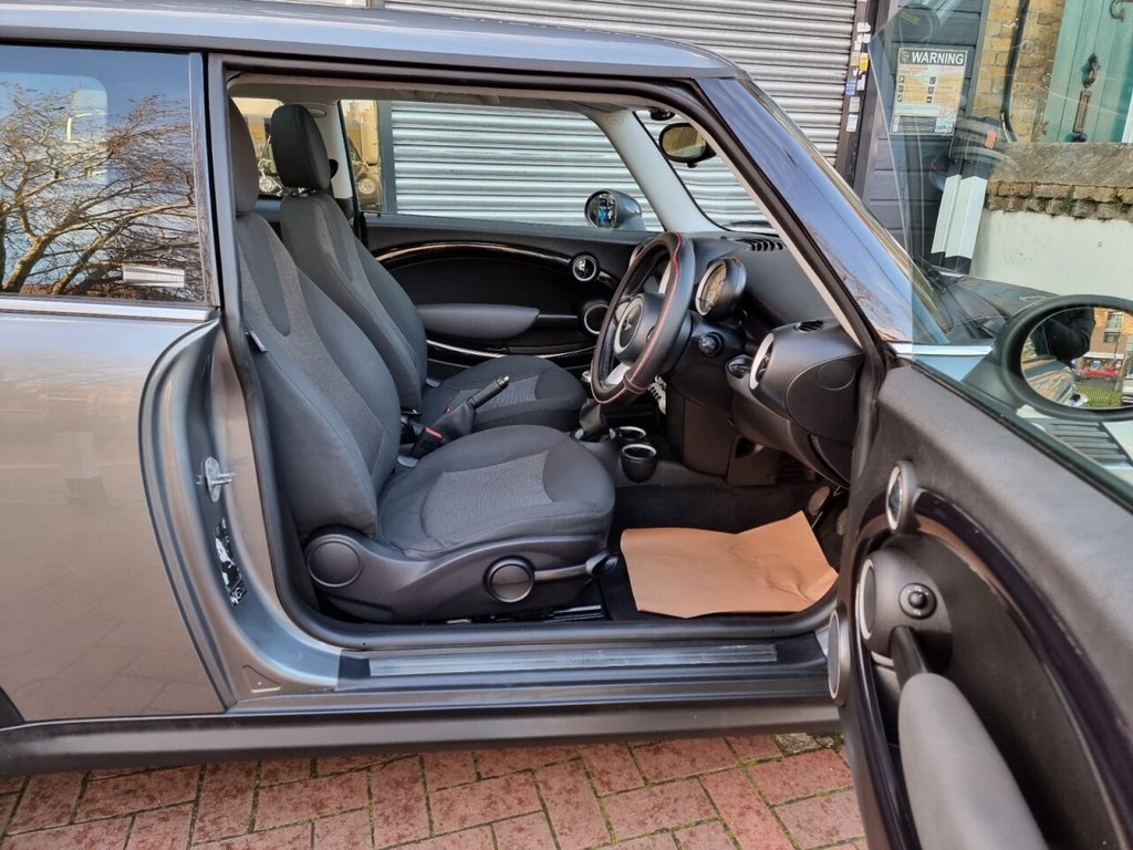 Used MINI Hatch 2010 for sale - 76783579: Photo 12