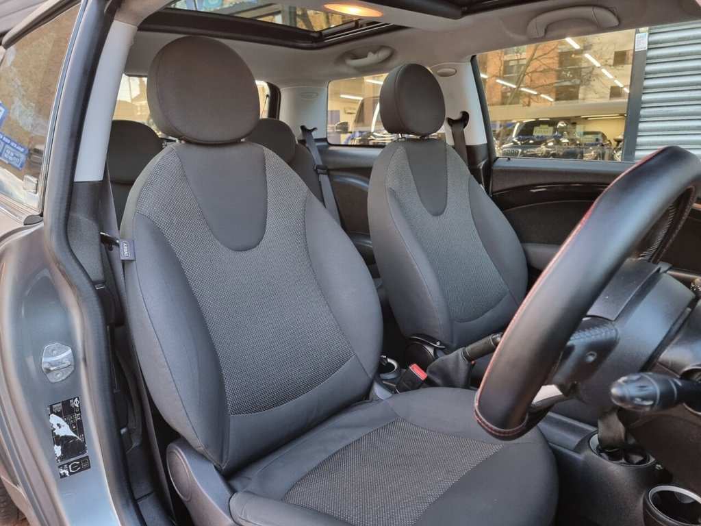 Used MINI Hatch 2010 for sale - 76783579: Photo 13