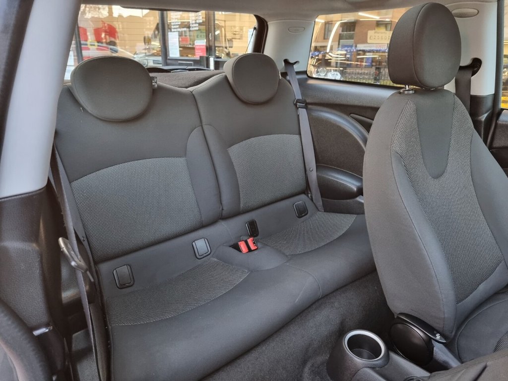 Used MINI Hatch 2010 for sale - 76783579: Photo 14