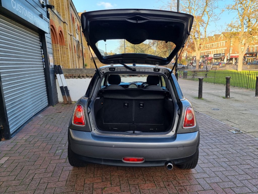 Used MINI Hatch 2010 for sale - 76783579: Photo 19