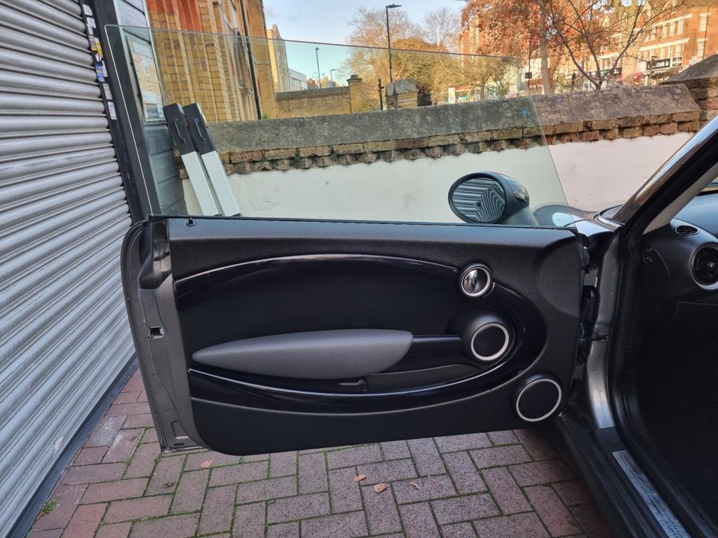 Used MINI Hatch 2010 for sale - 76783579: Photo 25