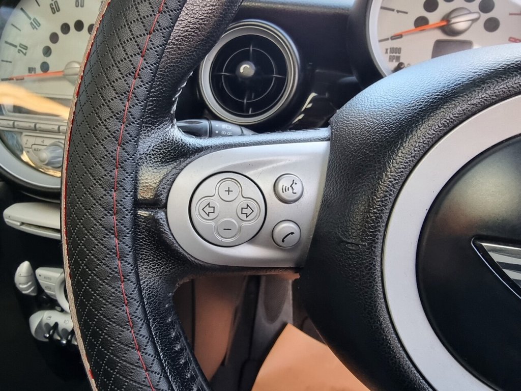 Used MINI Hatch 2010 for sale - 76783579: Photo 37