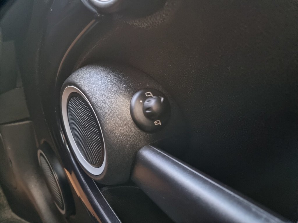 Used MINI Hatch 2010 for sale - 76783579: Photo 41