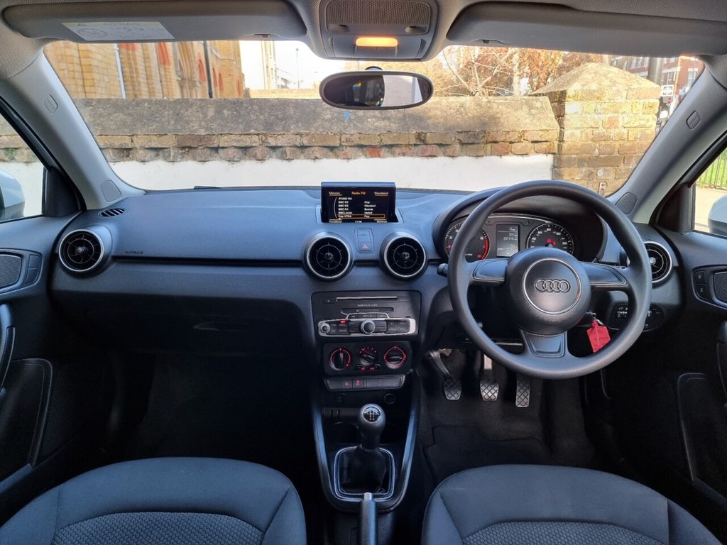 Used Audi A1 2016 for sale - 77084043: Photo 2
