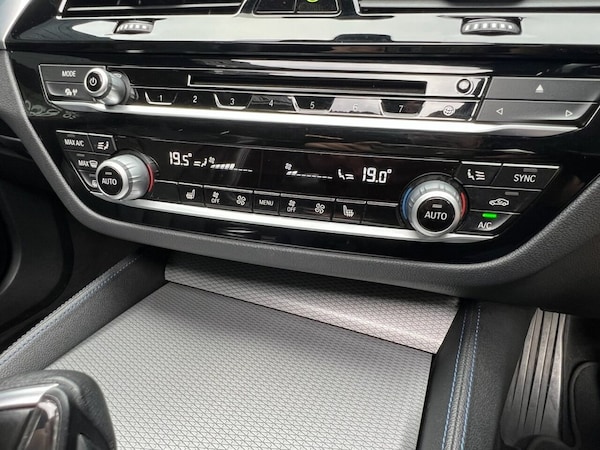 Used BMW 6 Series Gran Turismo 2018 for sale - 76210165: Photo 39