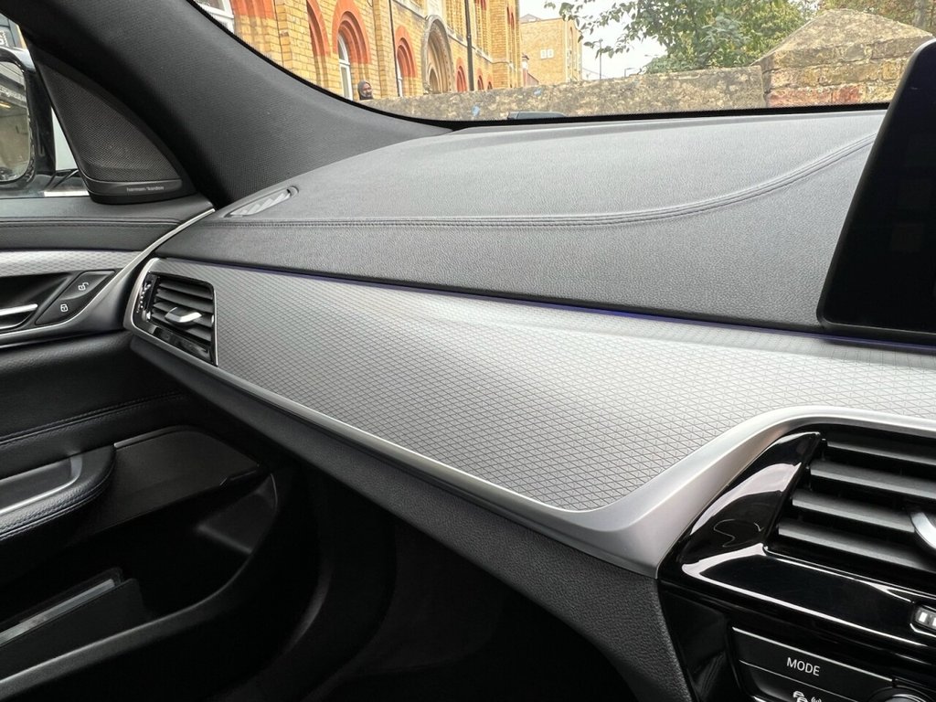 Used BMW 6 Series Gran Turismo 2018 for sale - 76210165: Photo 40