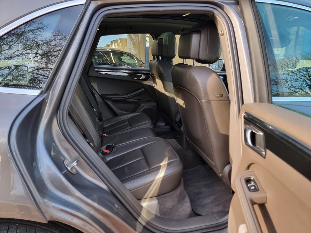 Used Porsche Macan 2015 for sale - 77672757: Photo 15