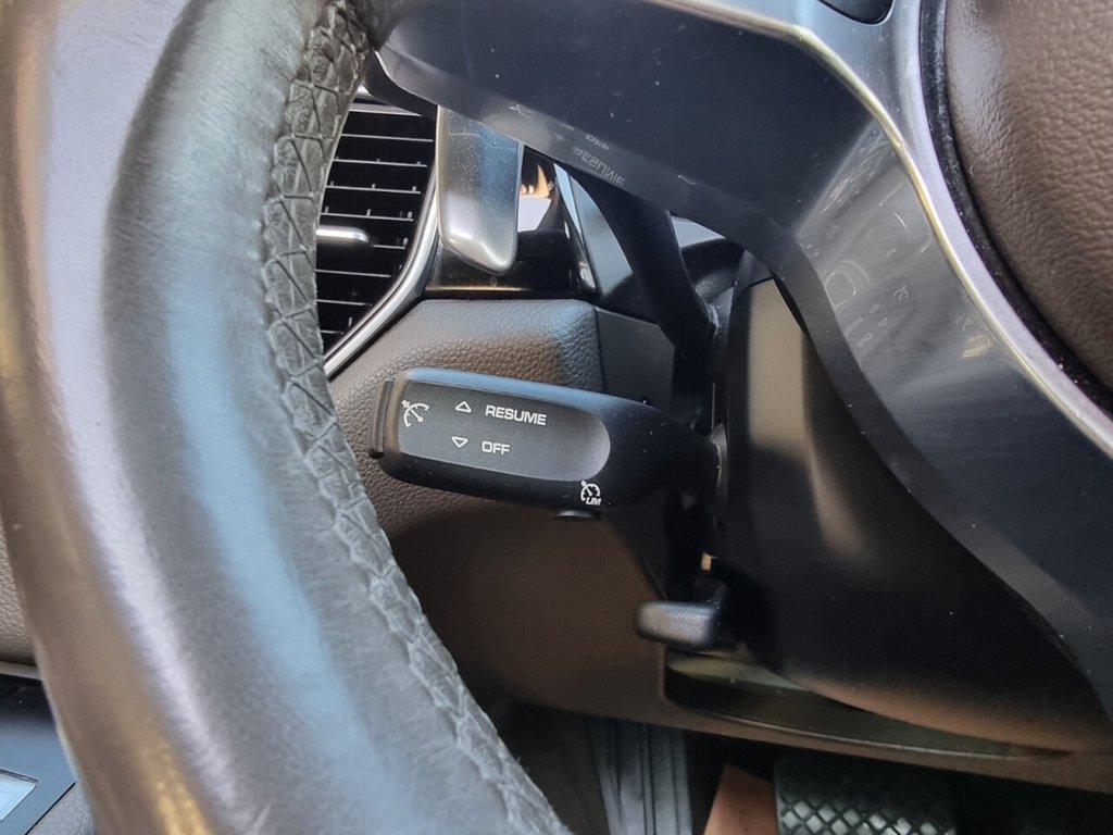 Used Porsche Macan 2015 for sale - 77672757: Photo 42