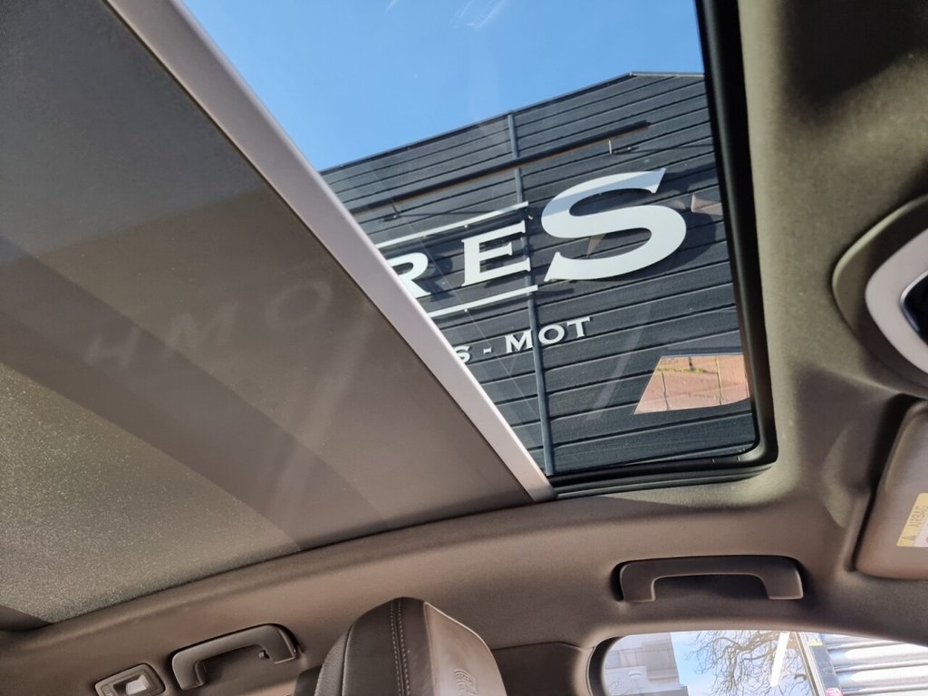 Used Porsche Macan 2015 for sale - 77672757: Photo 46