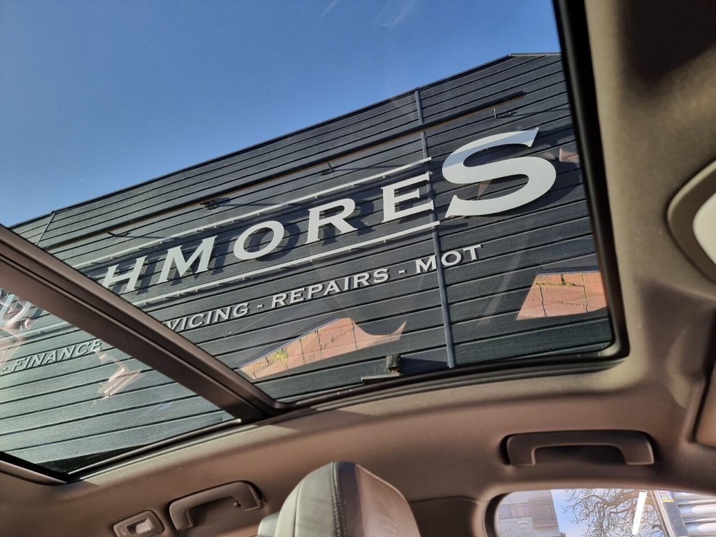 Used Porsche Macan 2015 for sale - 77672757: Photo 47