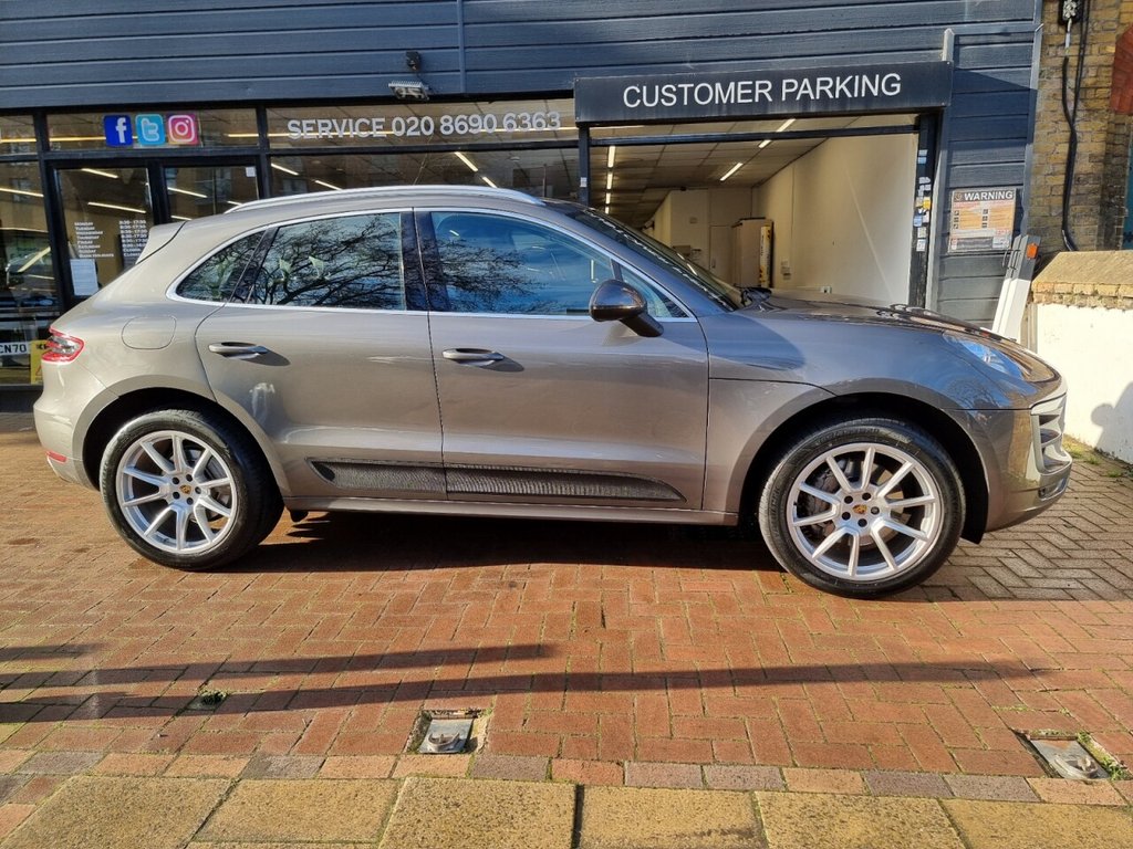 Used Porsche Macan 2015 for sale - 77672757: Photo 9
