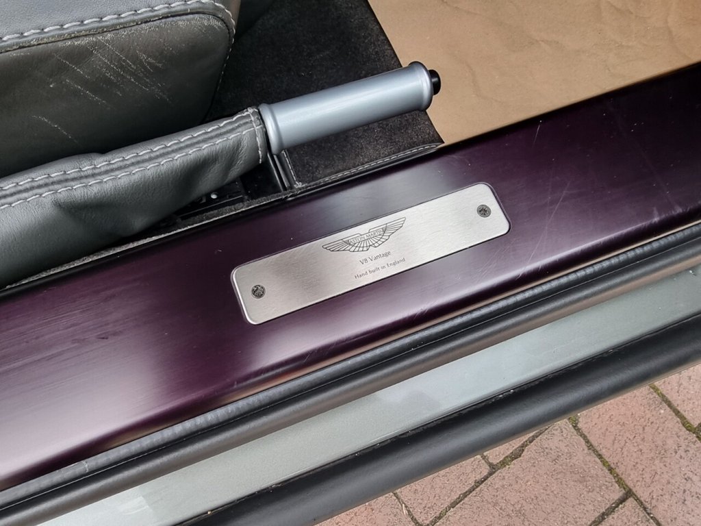 Used Aston Martin Vantage 2006 for sale - 77594272: Photo 3