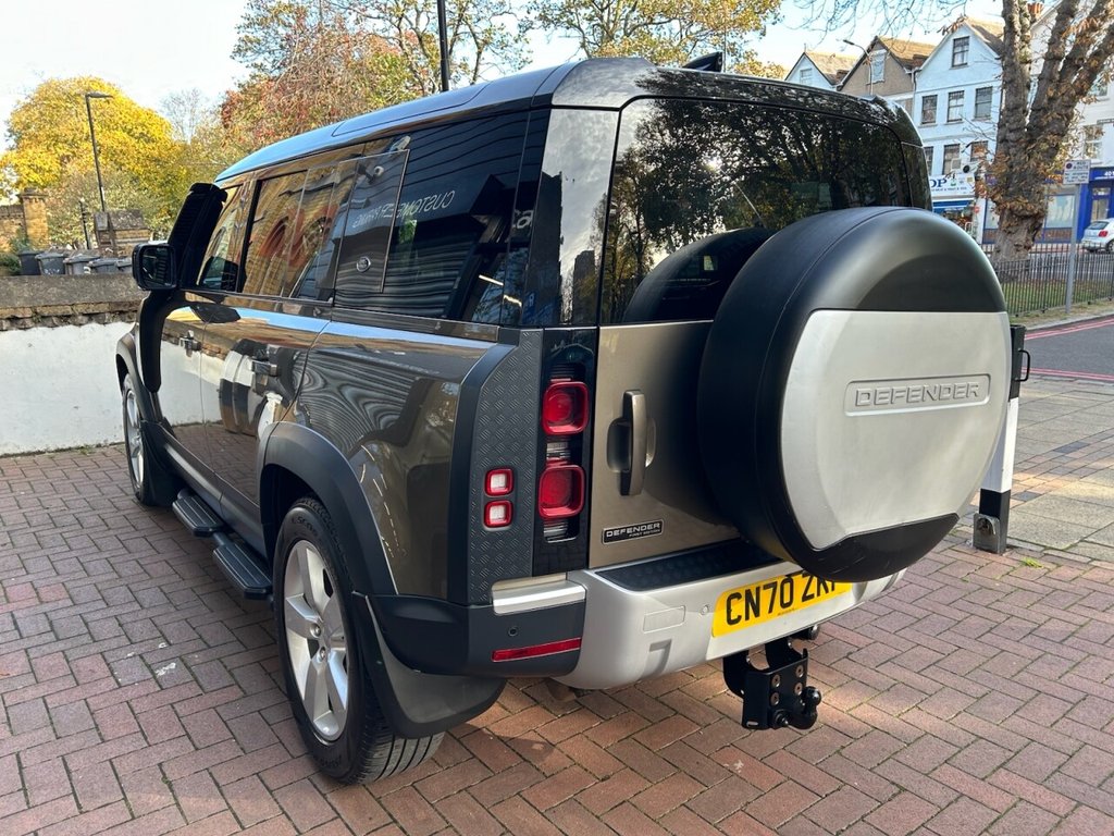 Used Land Rover Defender 2020 for sale - 76527245: Photo 17