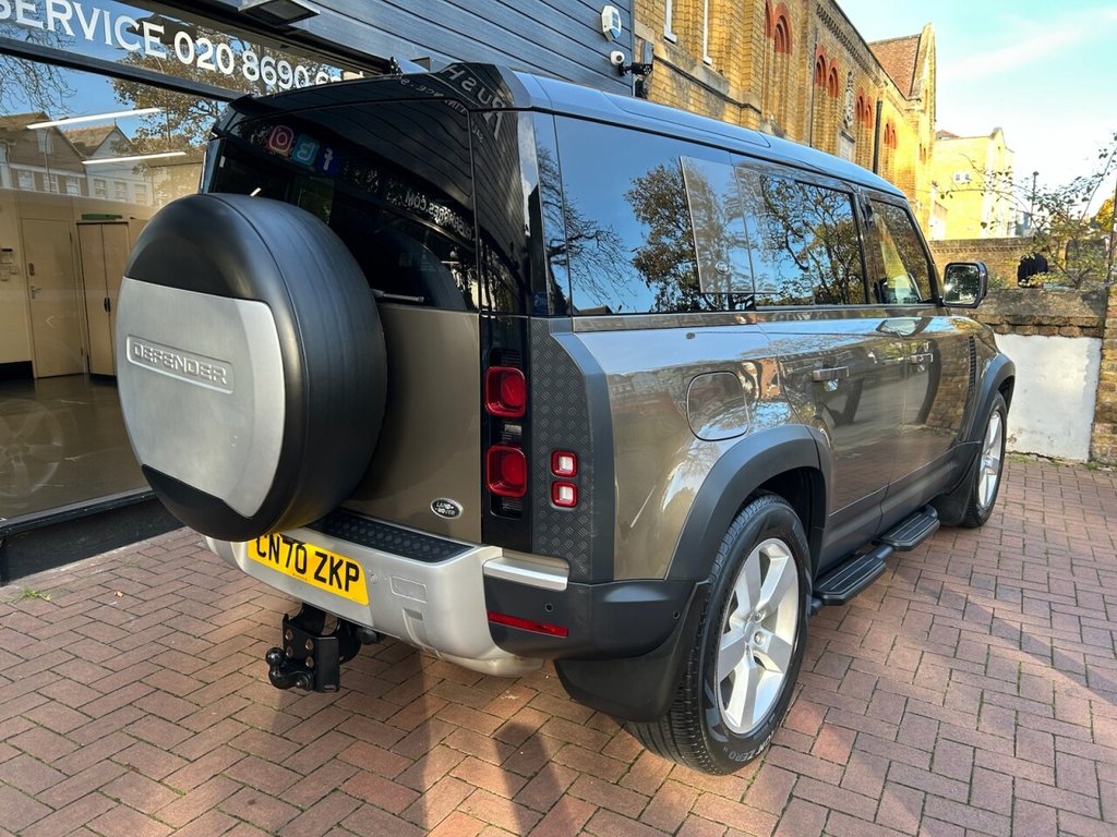 Used Land Rover Defender 2020 for sale - 76527245: Photo 31