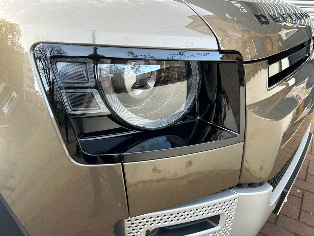 Used Land Rover Defender 2020 for sale - 76527245: Photo 40