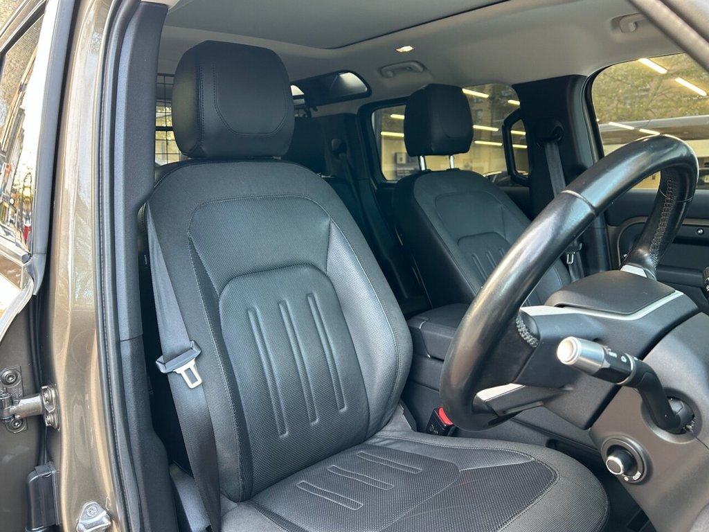 Used Land Rover Defender 2020 for sale - 76527245: Photo 47
