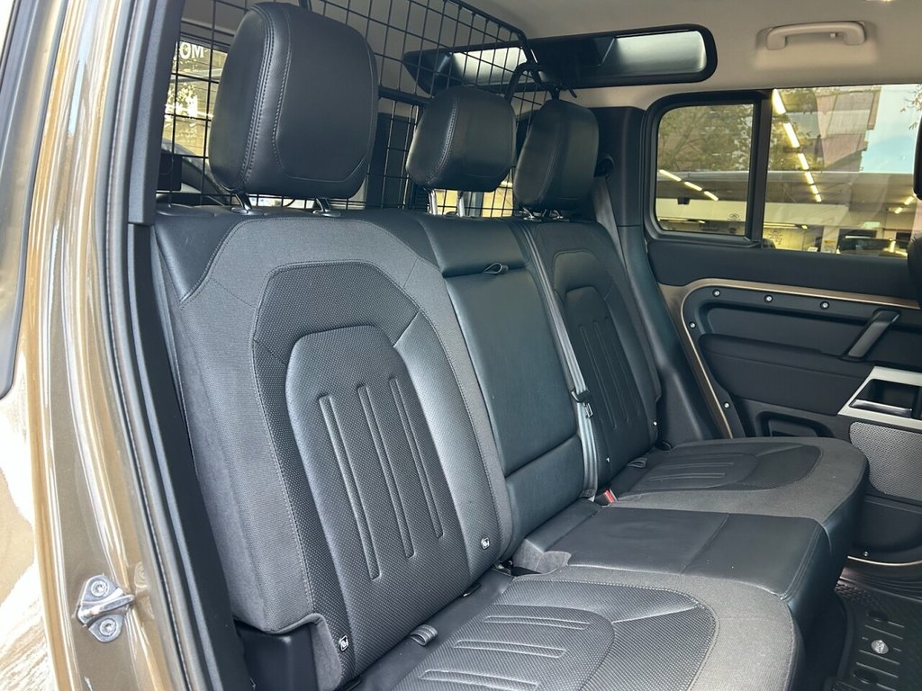 Used Land Rover Defender 2020 for sale - 76527245: Photo 50