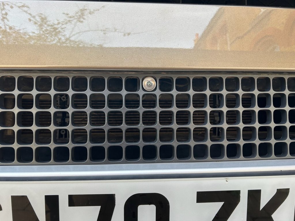 Used Land Rover Defender 2020 for sale - 76527245: Photo 7