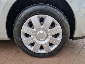 Used Renault Clio 2010 for sale - 78330214: Photo