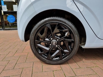 Used Hyundai i10 2021 for sale - 78863188: Photo