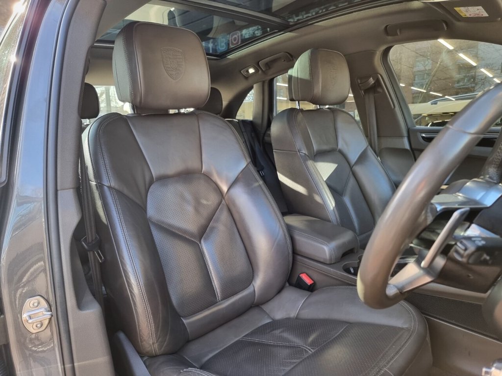 Used Porsche Macan 2015 for sale - 77269053: Photo 13