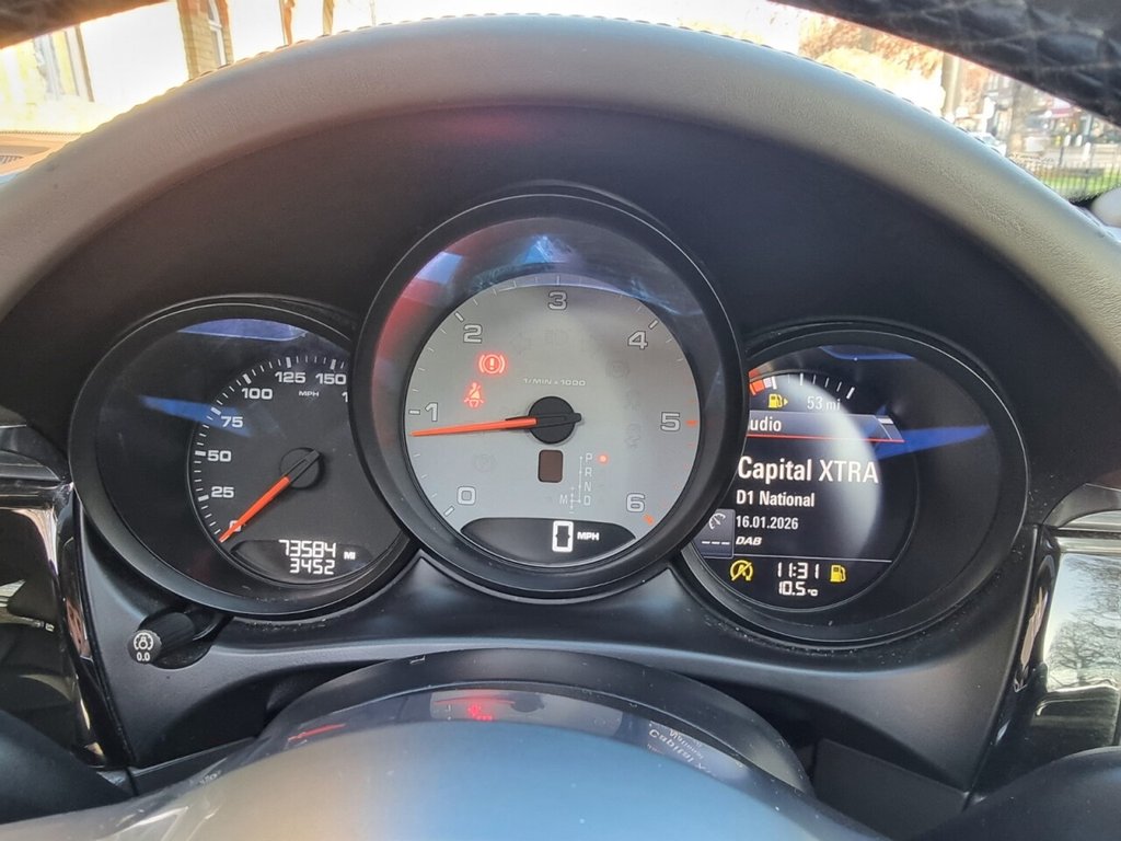 Used Porsche Macan 2015 for sale - 77269053: Photo 38