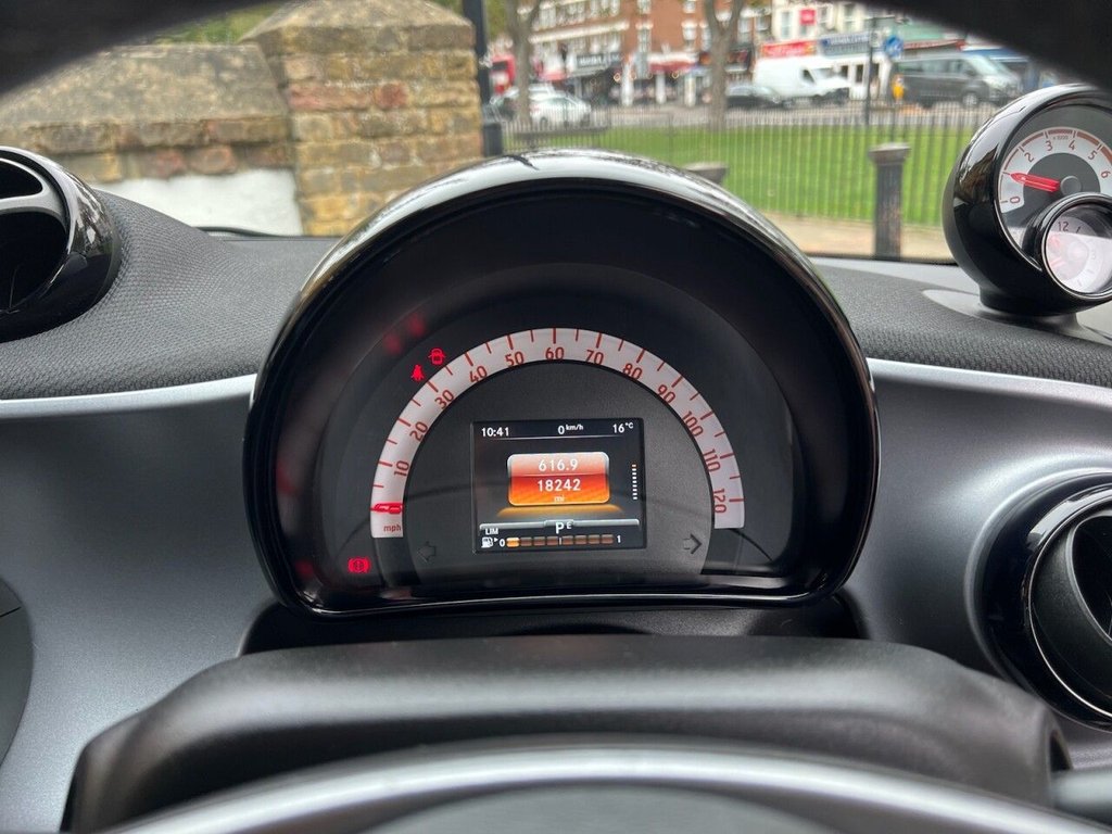 Used smart forfour 2018 for sale - 76632605: Photo 32