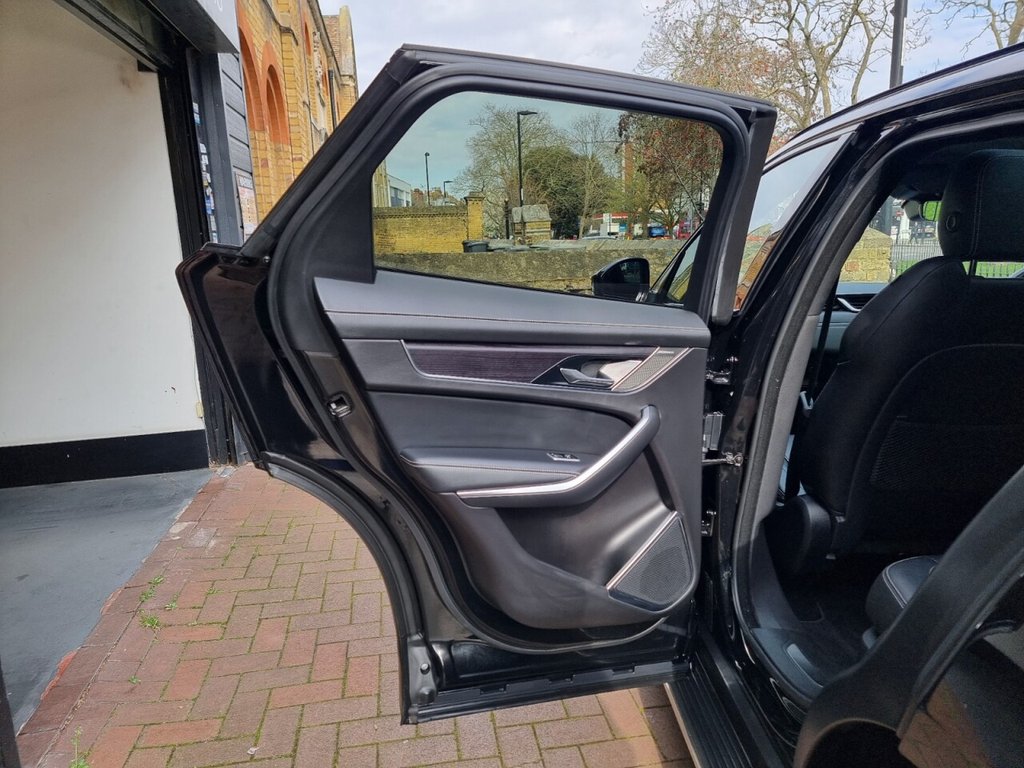 Used Jaguar F-Pace 2022 for sale - 77748932: Photo 30