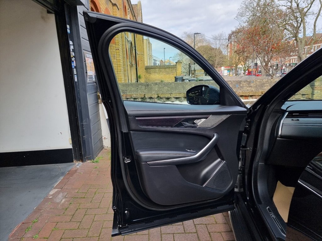 Used Jaguar F-Pace 2022 for sale - 77748932: Photo 34