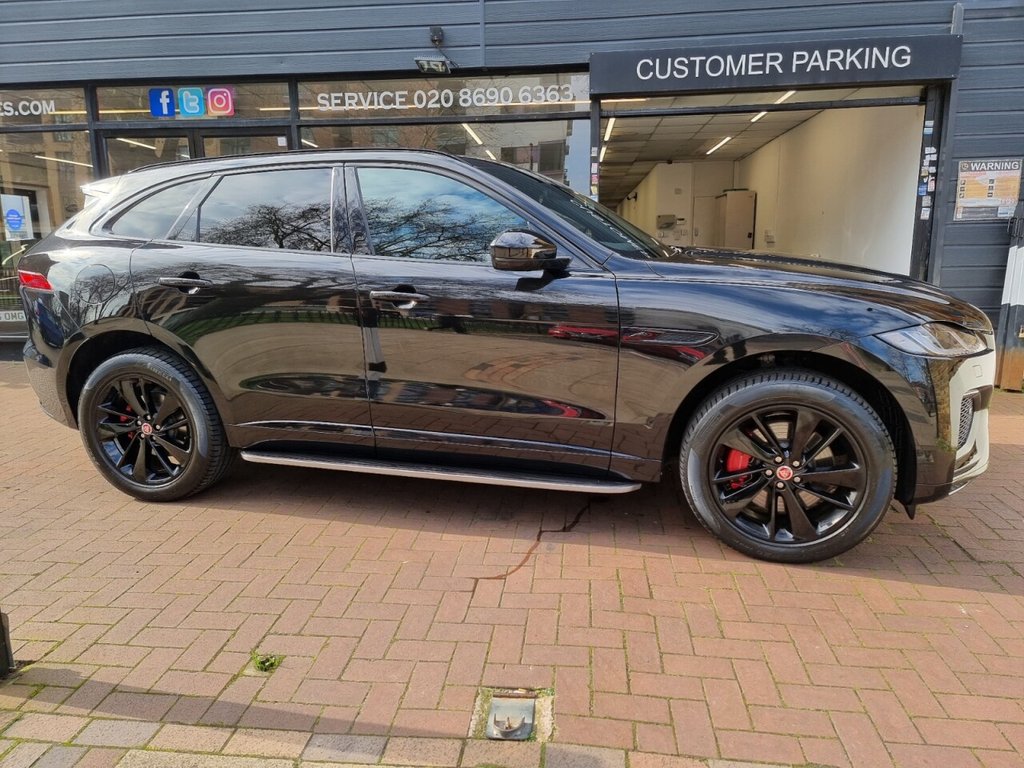 Used Jaguar F-Pace 2022 for sale - 77748932: Photo 9