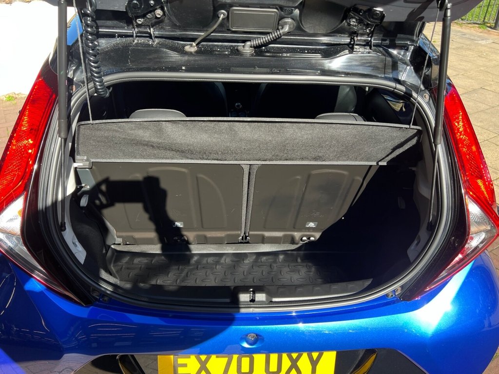 Used Toyota AYGO 2020 for sale - 76172839: Photo 50
