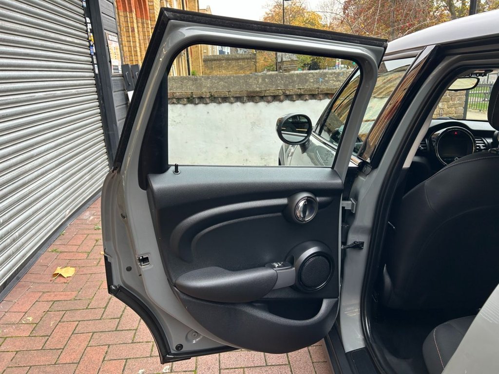 Used MINI Hatch 2020 for sale - 76496480: Photo 28