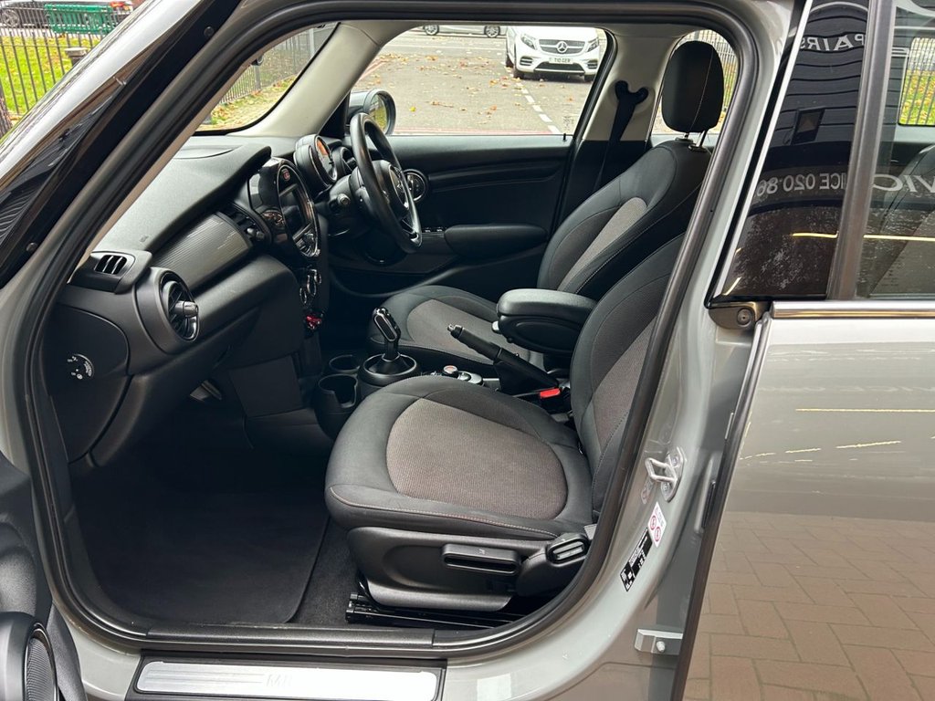 Used MINI Hatch 2020 for sale - 76496480: Photo 33