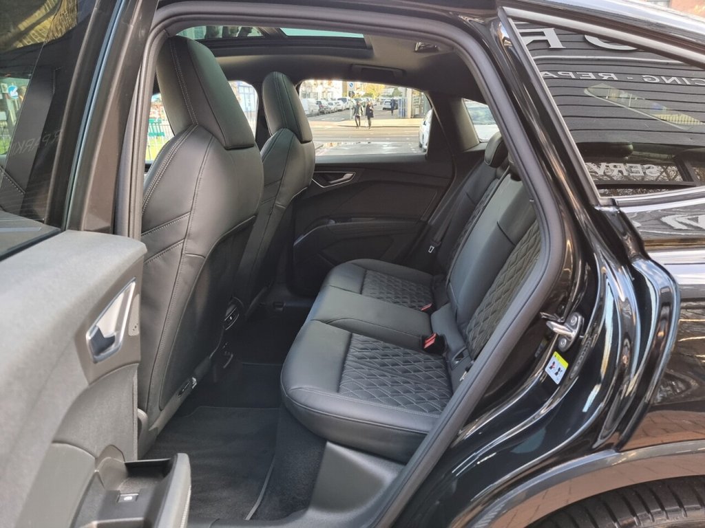 Used Audi Q4 e-tron 2023 for sale - 76768802: Photo 29