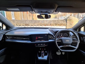 Used Audi Q4 e-tron 2023 for sale - 76768802: Photo