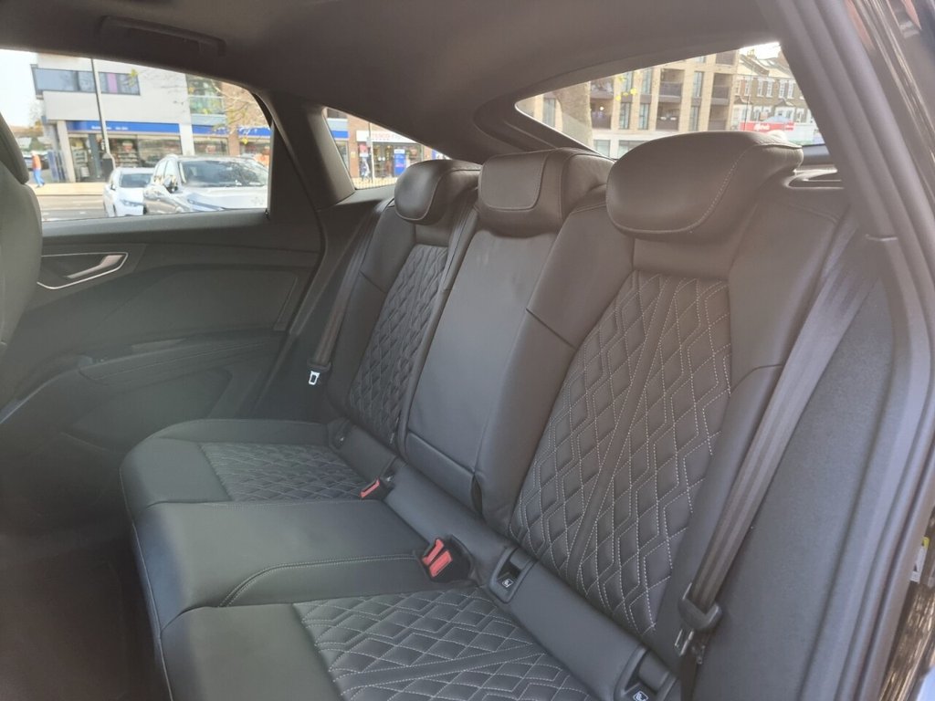 Used Audi Q4 e-tron 2023 for sale - 76768802: Photo 30