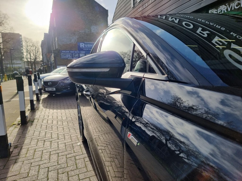 Used Audi Q4 e-tron 2023 for sale - 76768802: Photo 8