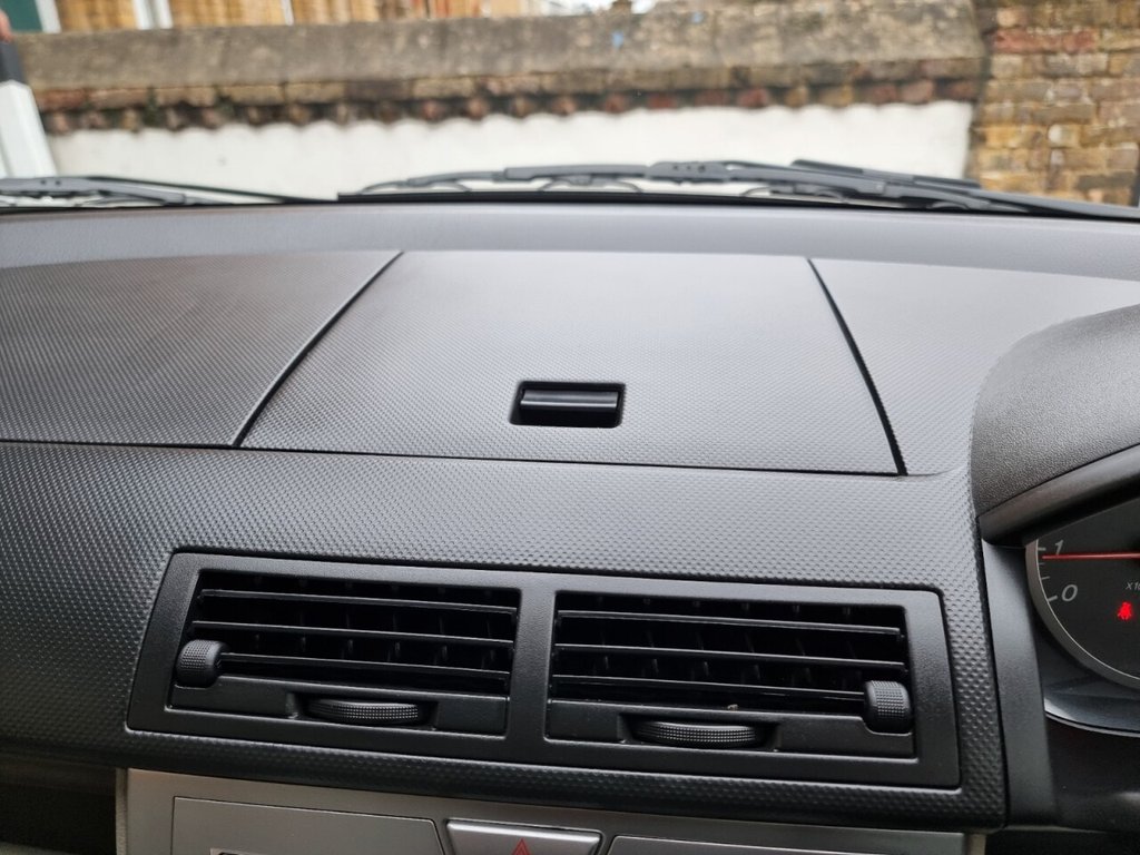 Used Mazda Mazda2 2007 for sale - 76883711: Photo 46