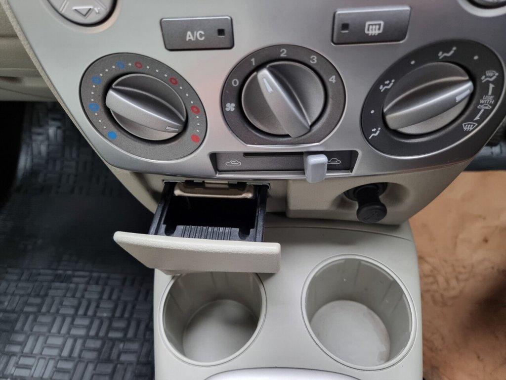 Used Mazda Mazda2 2007 for sale - 76883711: Photo 50