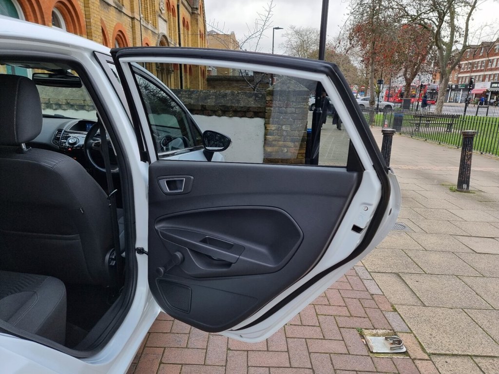 Used Ford Fiesta 2013 for sale - 77593861: Photo 14