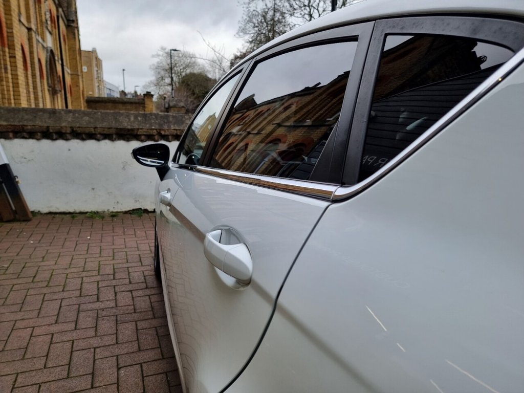 Used Ford Fiesta 2013 for sale - 77593861: Photo 25