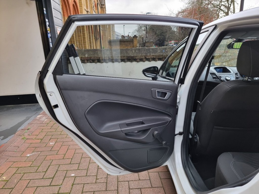 Used Ford Fiesta 2013 for sale - 77593861: Photo 26