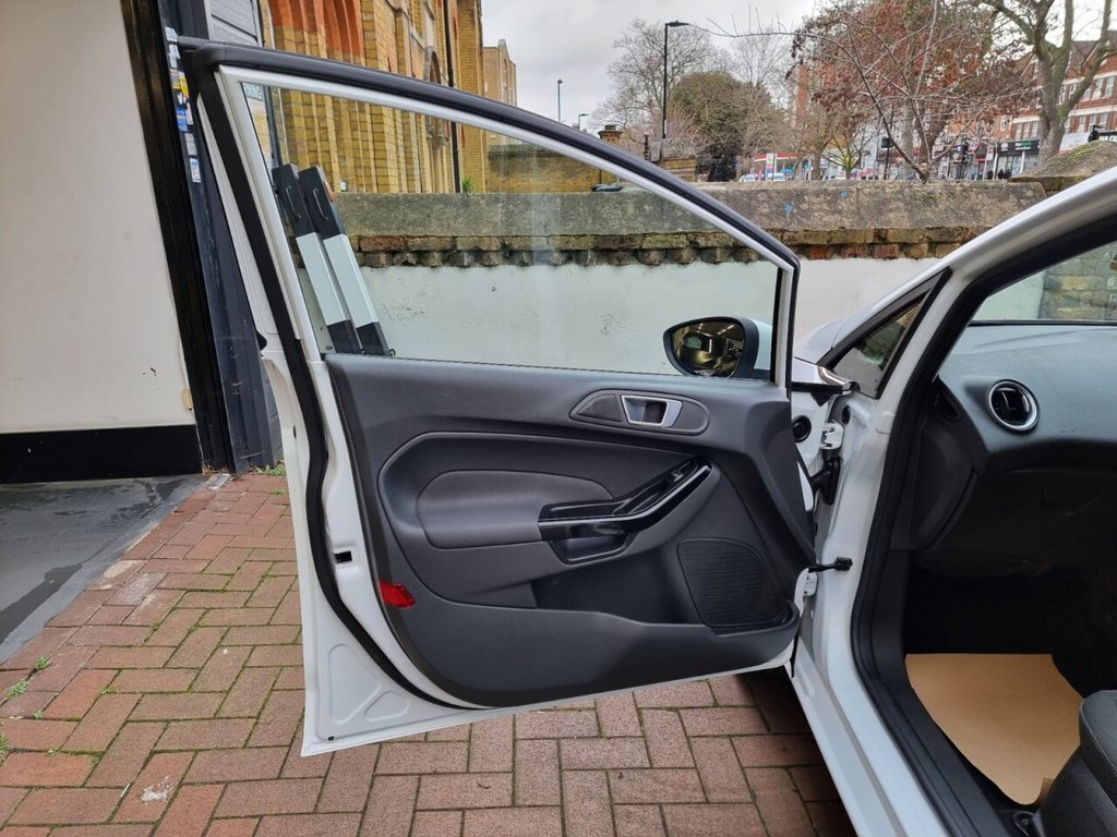 Used Ford Fiesta 2013 for sale - 77593861: Photo 29