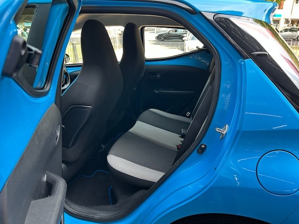 Used Toyota AYGO 2015 for sale - 75195772: Photo 17