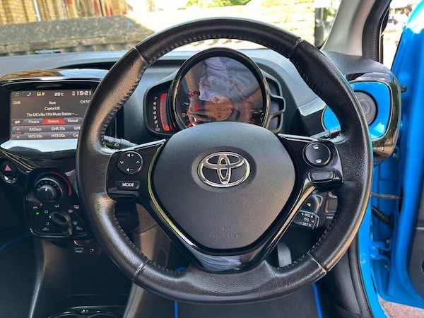 Used Toyota AYGO 2015 for sale - 75195772: Photo 38