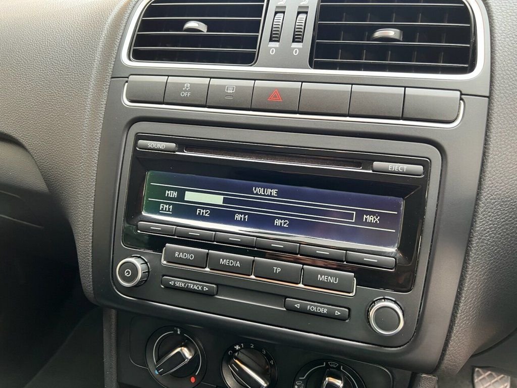 Used Volkswagen Polo 2012 for sale - 77020375: Photo 27