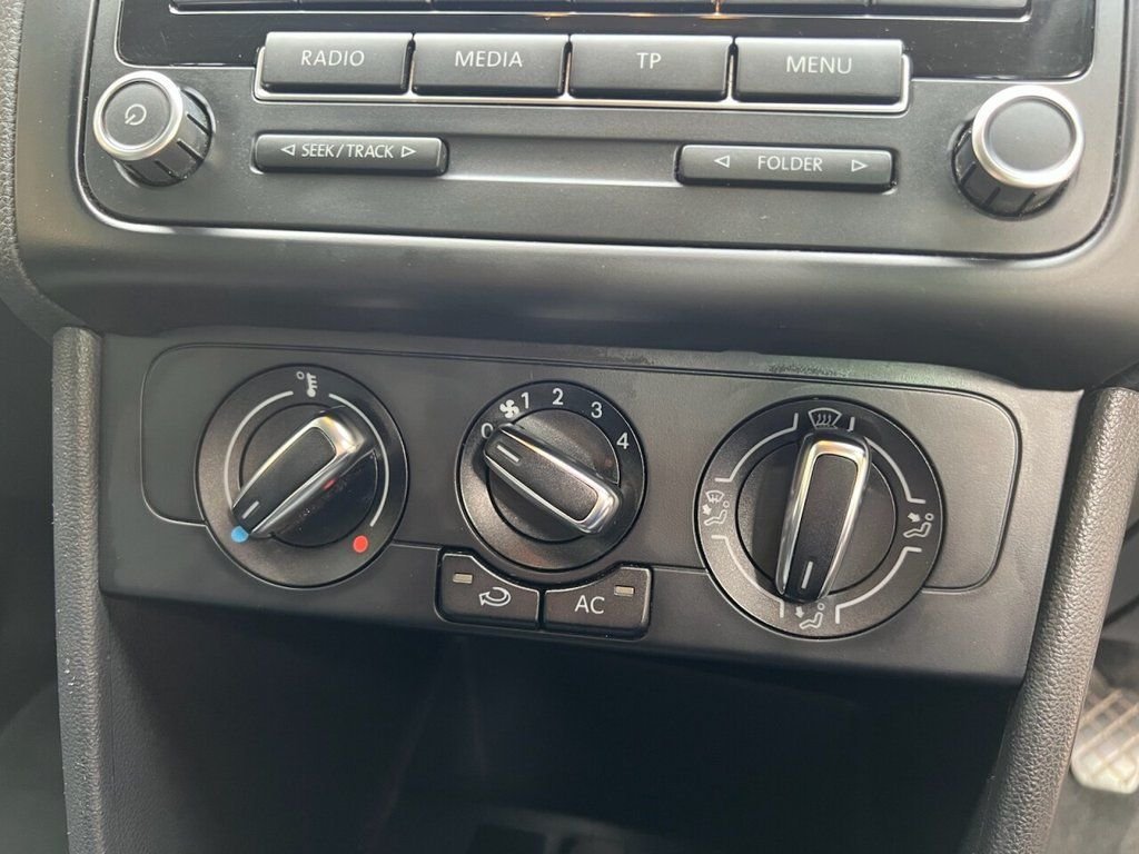 Used Volkswagen Polo 2012 for sale - 77020375: Photo 29