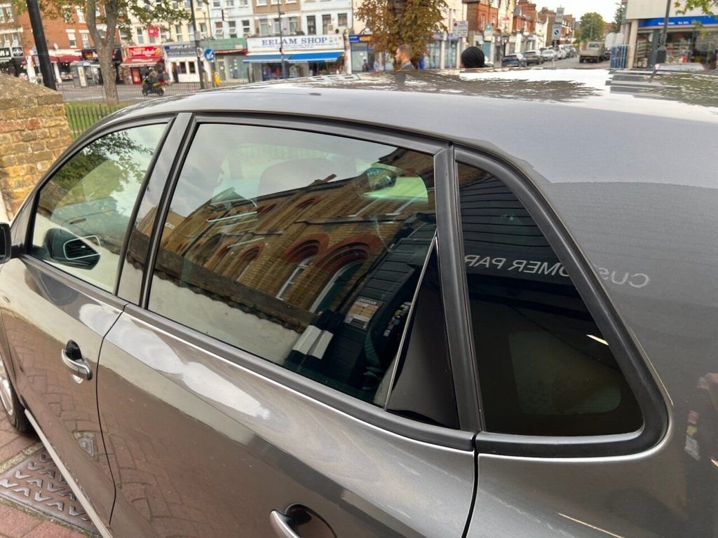 Used Volkswagen Polo 2012 for sale - 77020375: Photo 9