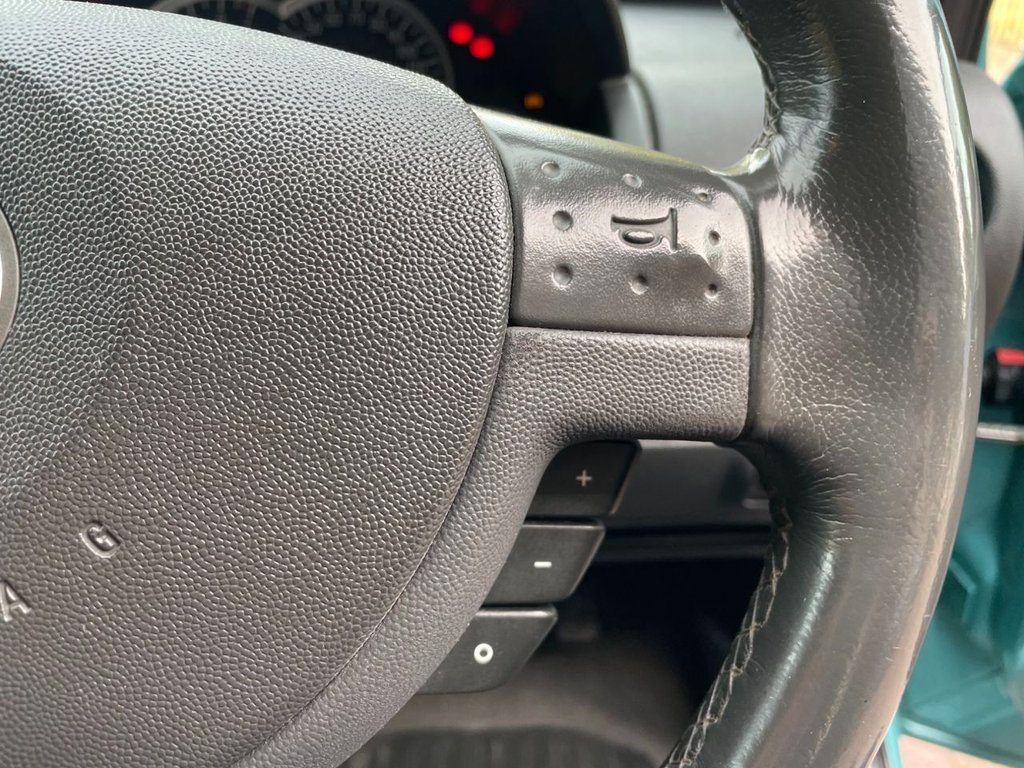 Used Vauxhall Corsa 2005 for sale - 77269197: Photo 28