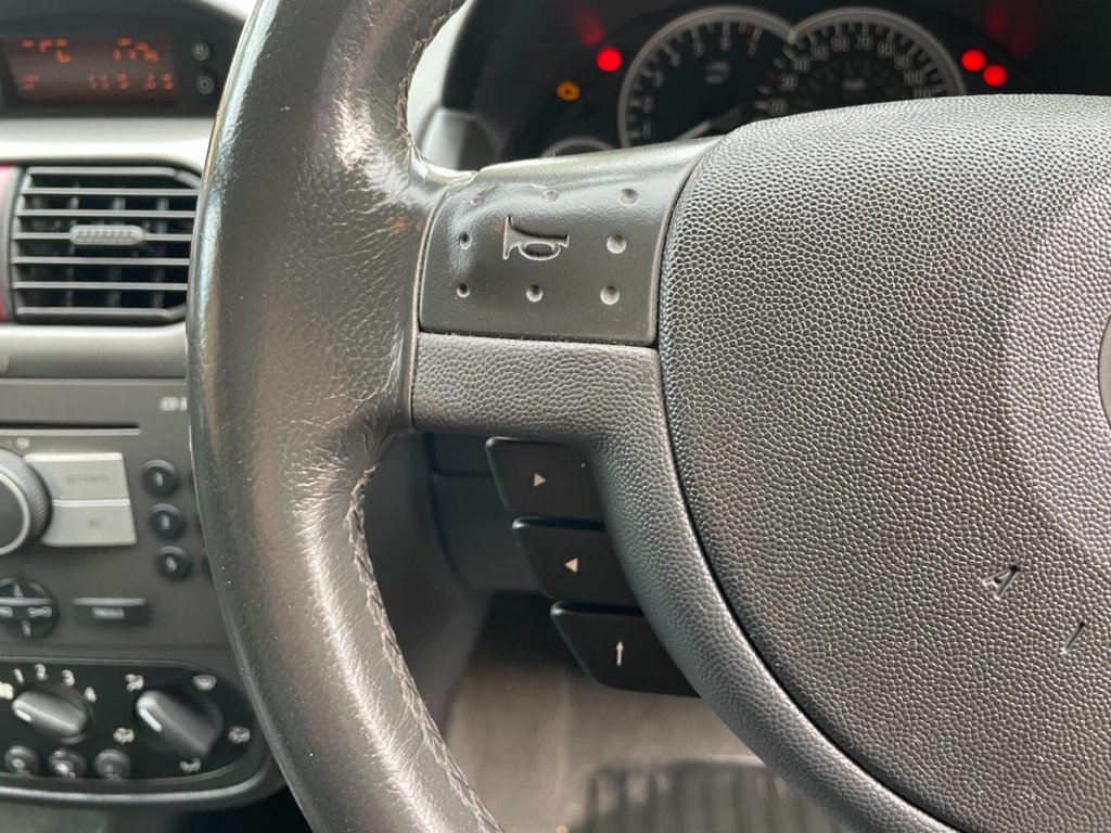 Used Vauxhall Corsa 2005 for sale - 77269197: Photo 29